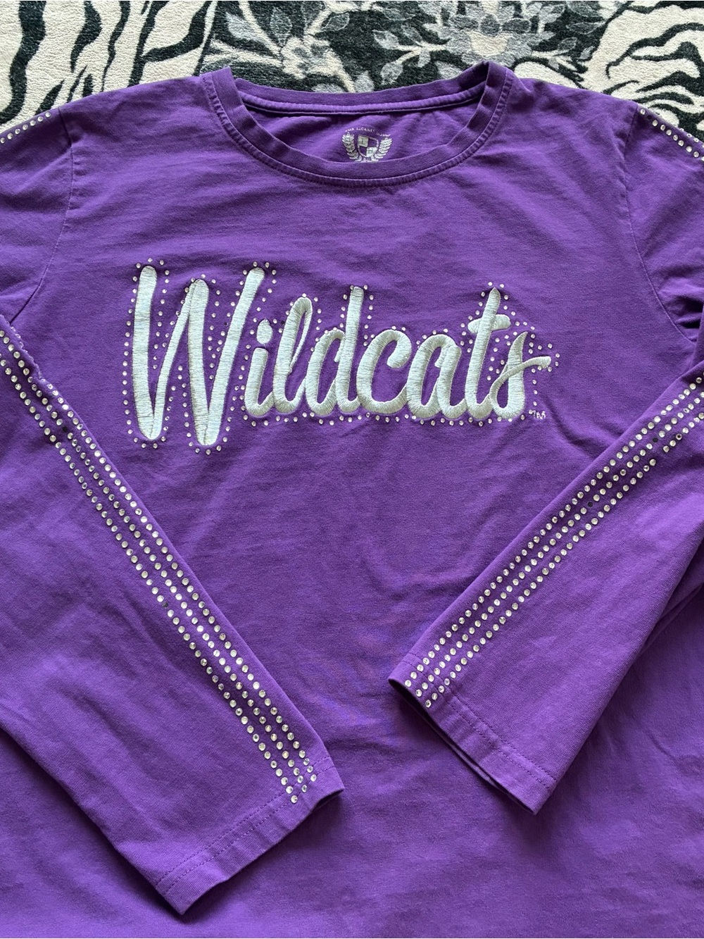 002 - VINTAGE 00s KANSAS STATE UNIVERSITY Y2K  KSU WILDCATS LONG SLEEVE SHIRT